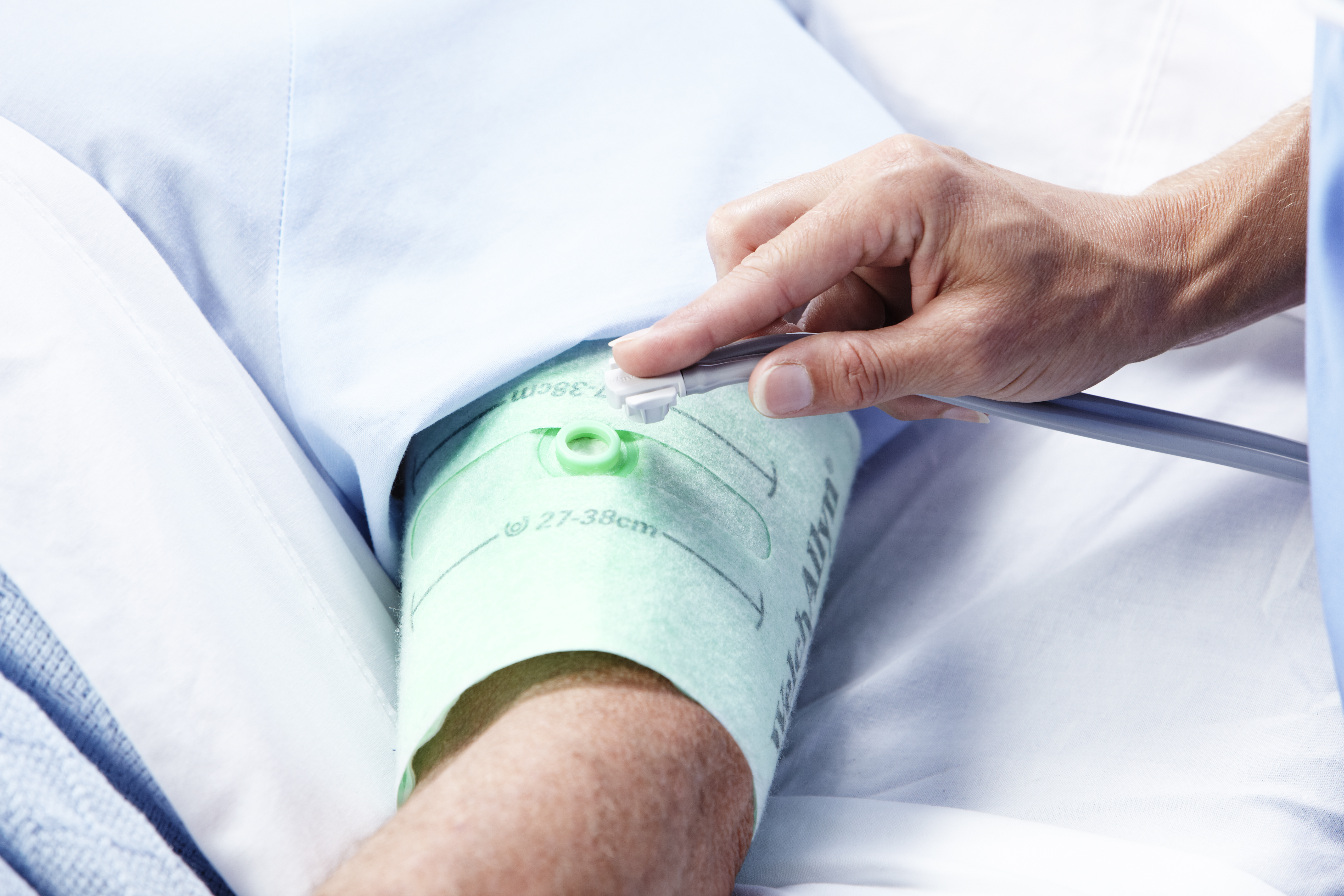 The Different Types of Blood Pressure Cuffs on the Market - Blog @ SunTech  - SunTech Medical