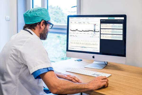 Three studies demonstrate how Philips MCOT wearable ambulatory monitoring ECG and proprietary AI models applied to ECG digital biomarkers can help to improve diagnosis, reduce readmissions, and lower costs